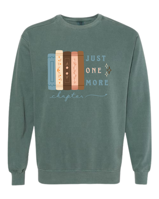 Just One More Chapter - Comfort Colors - Sweatshirt - Blues