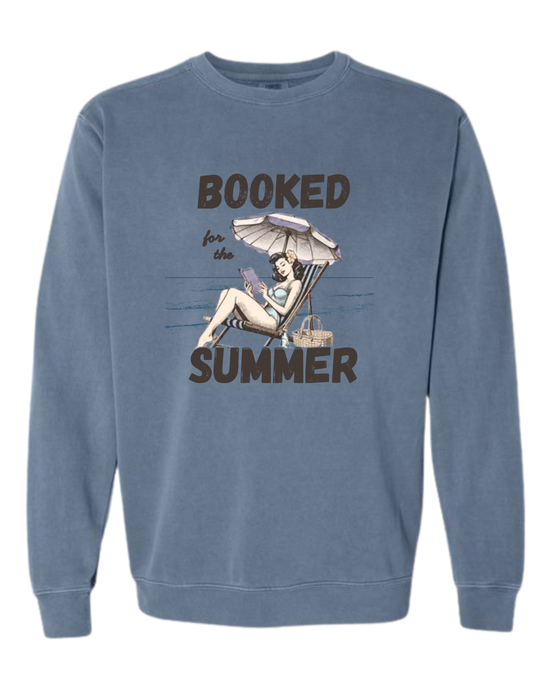 Booked for the Summer - Comfort Colors - Sweatshirt - Blues